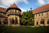 Kloster Maulbronn, Kreuzgang mit Brunnenhaus